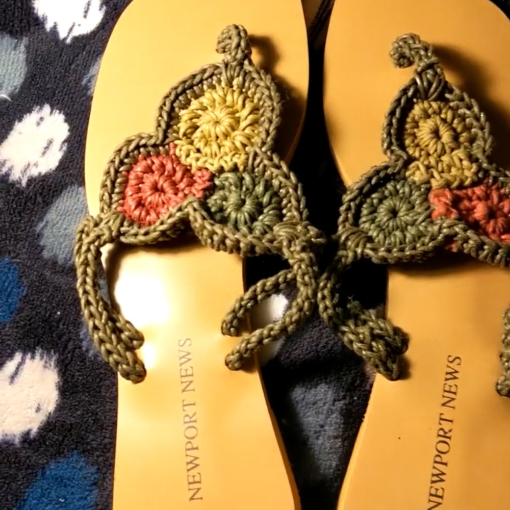 Newport News Crochet Sandals Size 7